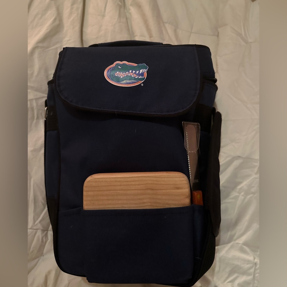Insulated Florida picnic bag! Complete with cheese knife.